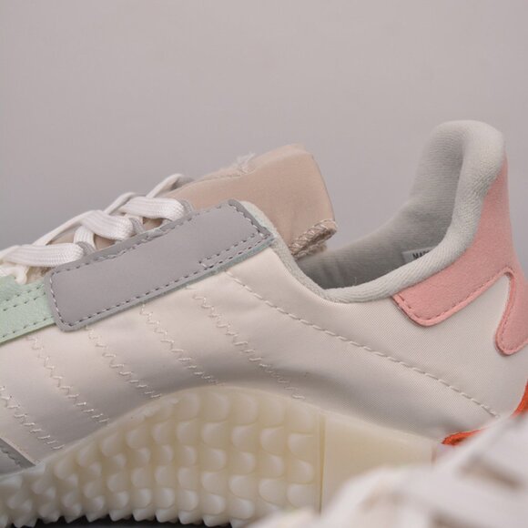 Adidas Kamanda Cream Sneakers - Picture 8 of 9